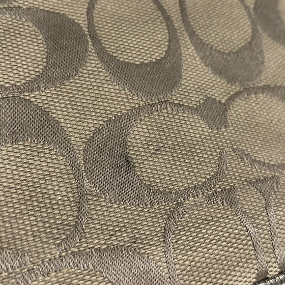 Coach wristlet - Picture 5 of 6